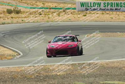 media/May-31-2025-CalClub SCCA (Sat) [[2c1a04e1ee]]/Qualifying/Group 2/Turn 4/